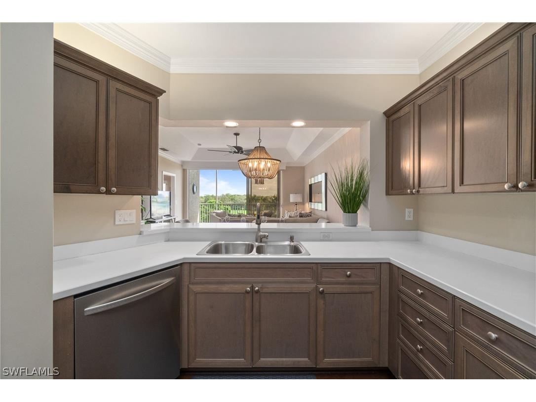 7687 Pebble Creek Circle #405 Naples FL 34108 226009881 image10