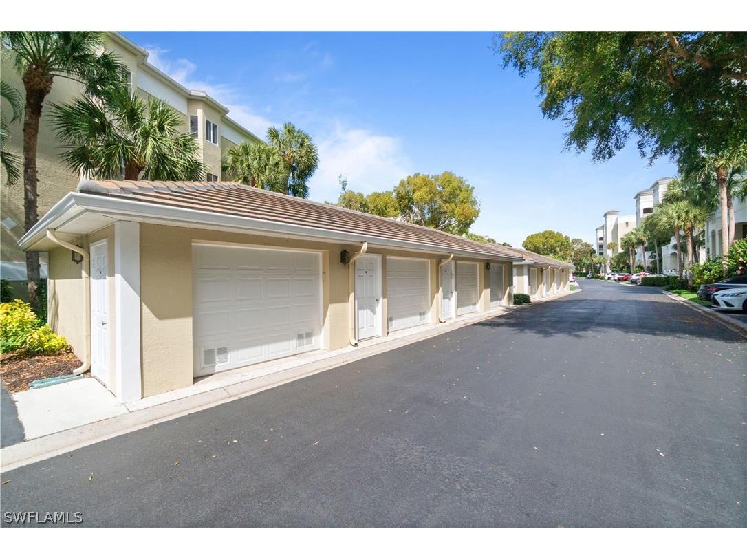 7687 Pebble Creek Circle #405 Naples FL 34108 226009881 image26