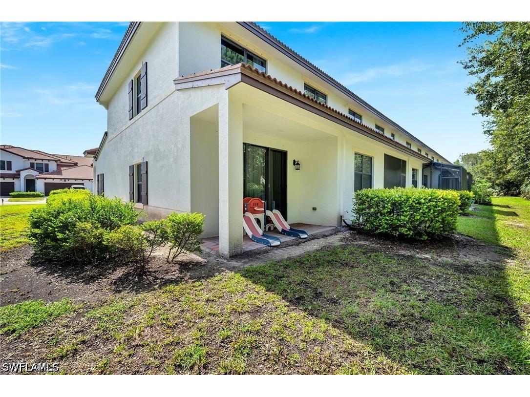 7689 Bristol Circle Naples FL 34120 226024853 image13