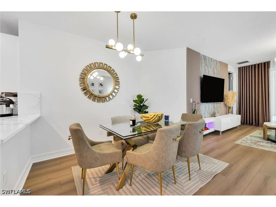 7689 Bristol Circle Naples FL 34120 226024853 image5