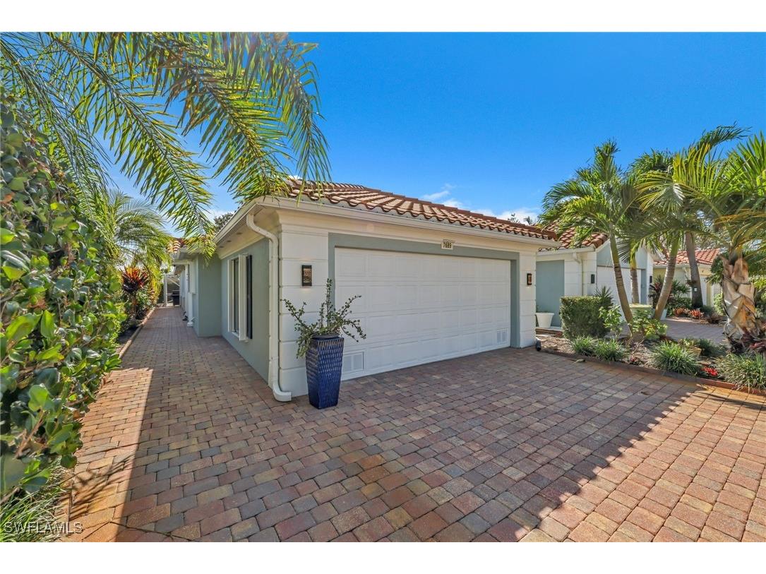 7689 Novara Court Naples FL 34114 225079216 image2