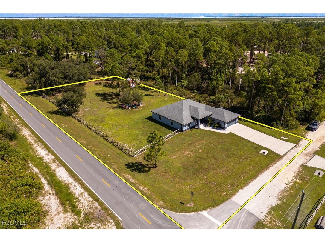 7690 18th Place Labelle FL 33935 2025011228 image24