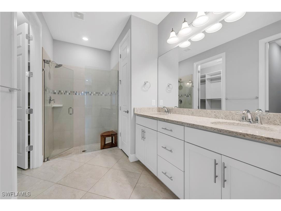 7690 Jacaranda Lane Naples FL 34114 225056443 image22