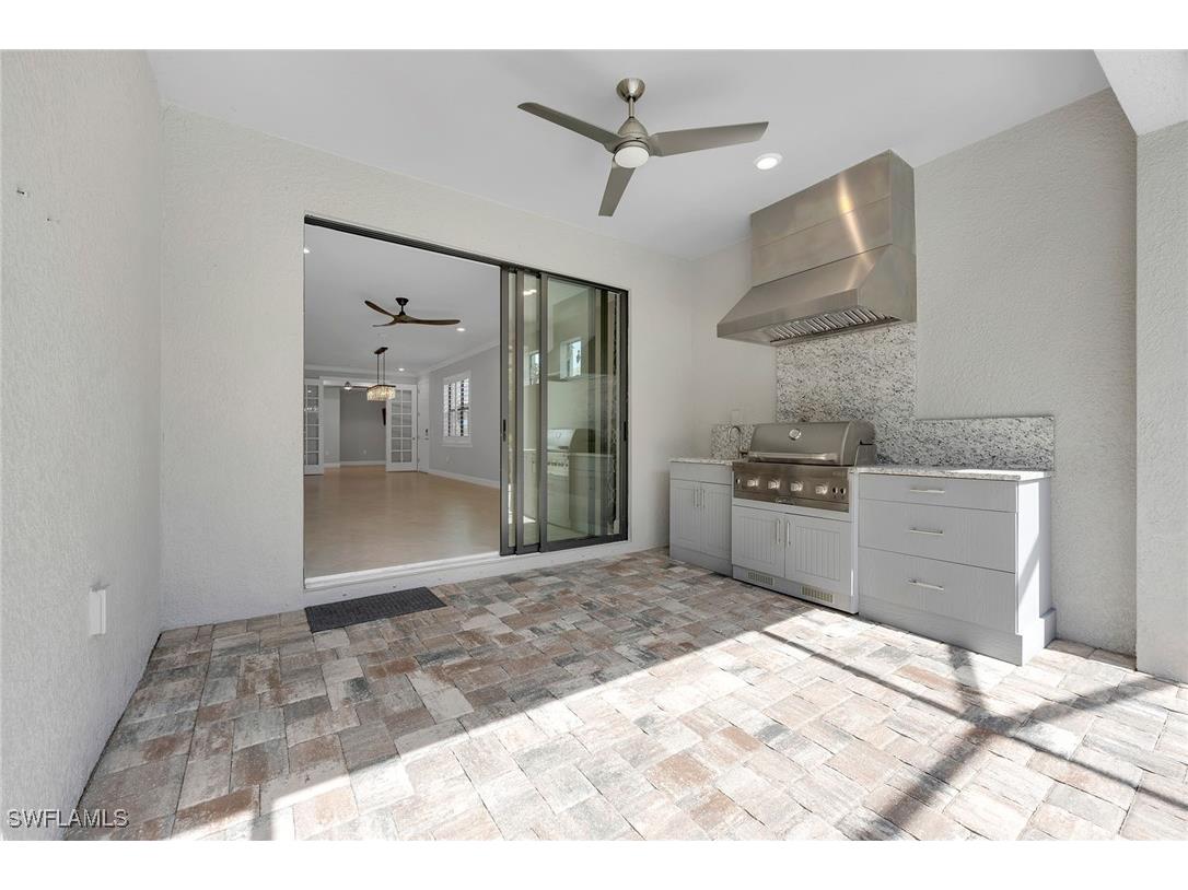 7690 Jacaranda Lane Naples FL 34114 225056443 image27