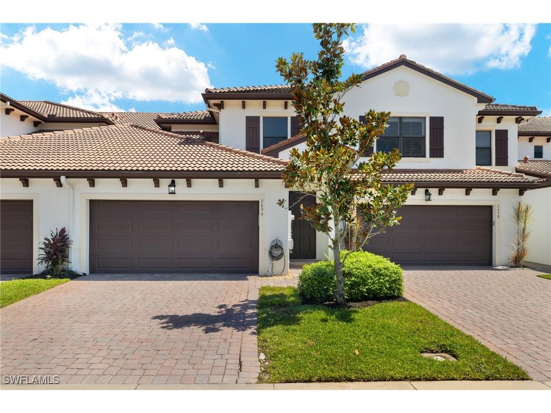 7694 Bristol Circle Naples FL 34120 224076409 image1