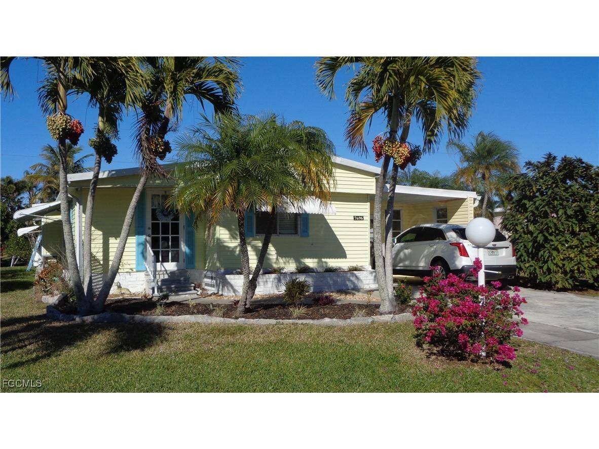 7696 Helen Road Bokeelia FL 33922 2026002797 image14
