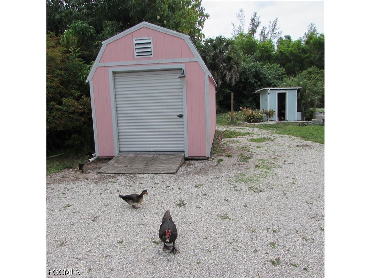 7697 Beach Daisy Lane Bokeelia FL 33922 2026025373 image22