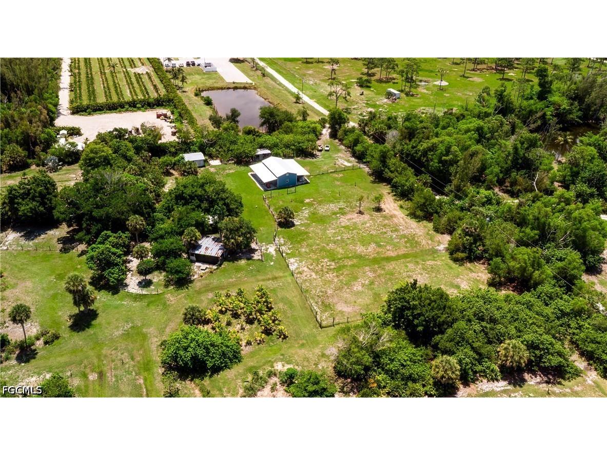 7697 Beach Daisy Lane Bokeelia FL 33922 2026025373 image31