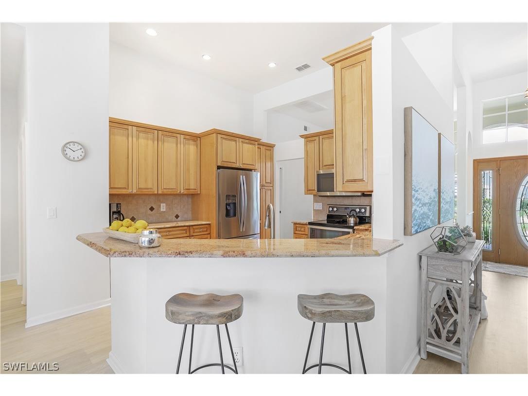 7699 Groves Road Naples FL 34109 226010422 image10