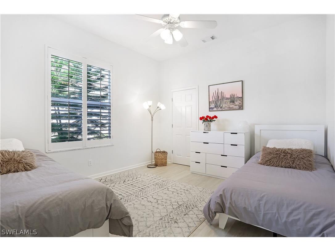 7699 Groves Road Naples FL 34109 226010422 image24