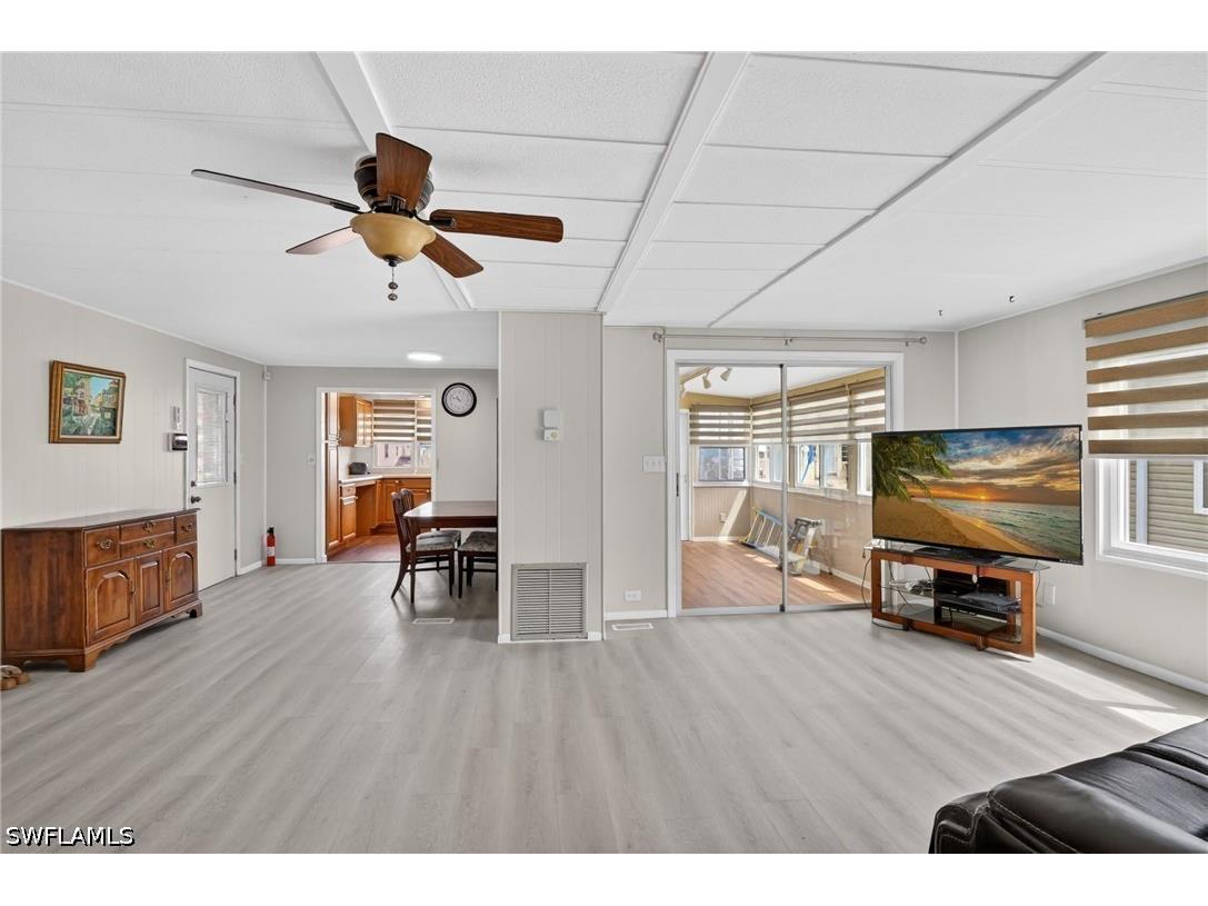 77 Enchanting Boulevard #E77 Naples FL 34112 226015685 image11