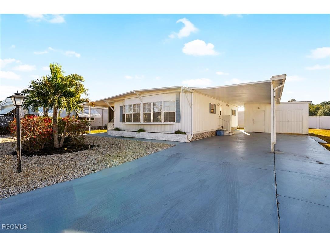 77 Snead Drive North Fort Myers FL 33903 2025006954 image1