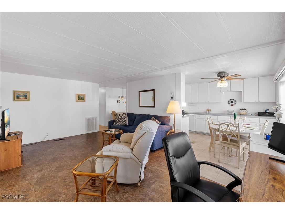 77 Snead Drive North Fort Myers FL 33903 2025006954 image11