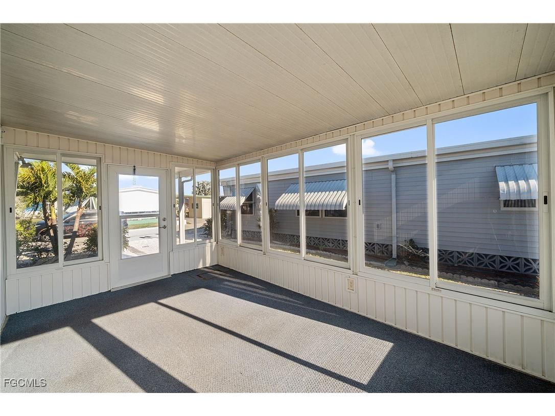 77 Snead Drive North Fort Myers FL 33903 2025006954 image16