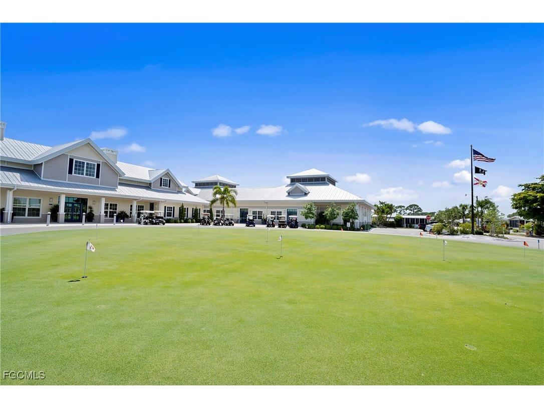 77 Snead Drive North Fort Myers FL 33903 2025006954 image28