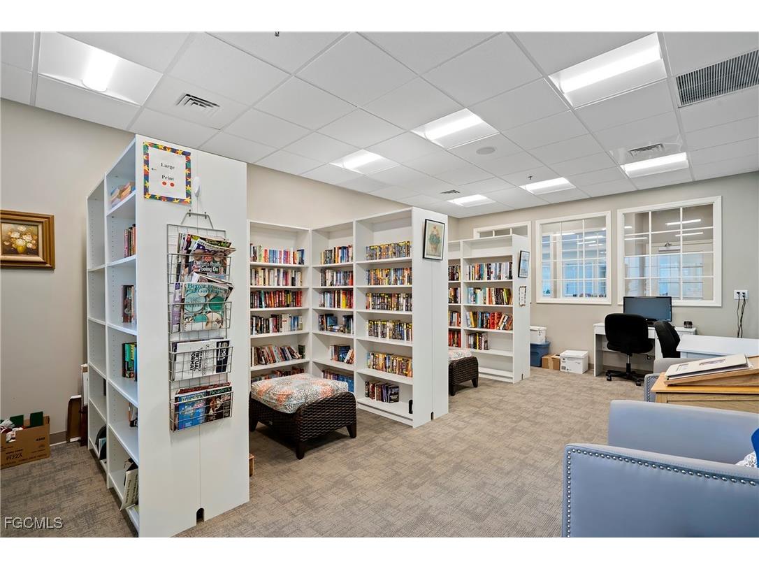 77 Snead Drive North Fort Myers FL 33903 2025006954 image35