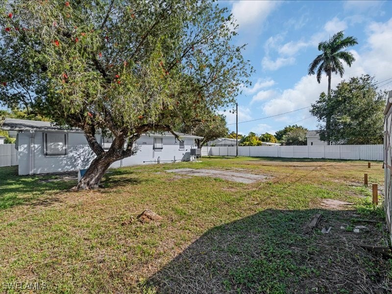 77 Glenmont Drive W North Fort Myers FL 33917 226005638 image40