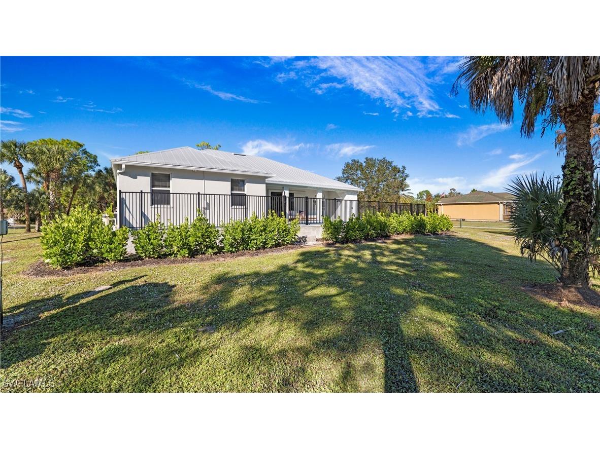 770 17th Street SW Naples FL 34117 225080499 image36