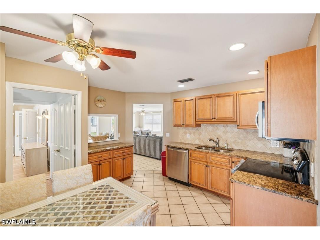 770 93rd Avenue N Naples FL 34108 226014094 image17