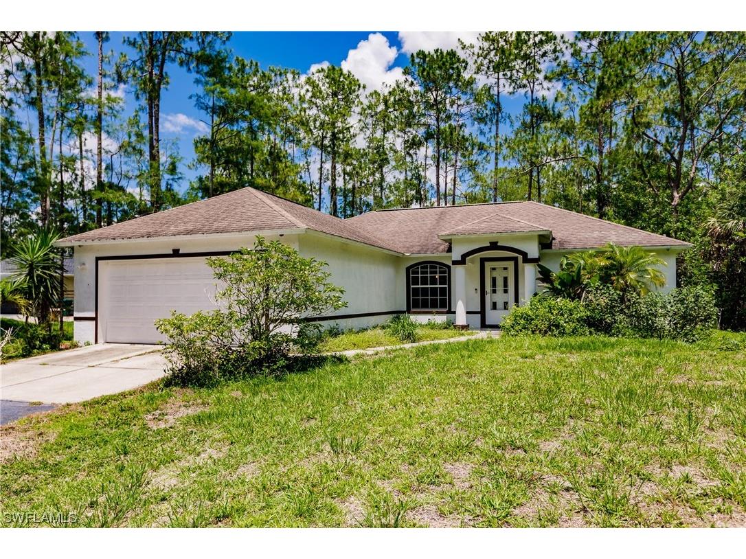 770 Desoto Boulevard S Naples FL 34117 223043815 image1