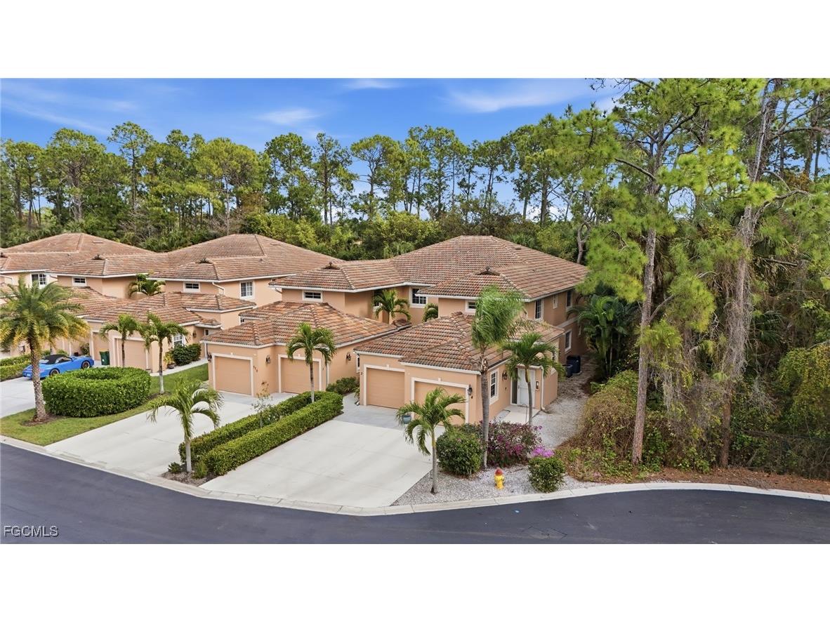 770 Luisa Lane #3 Naples FL 34104 2026002760 image39