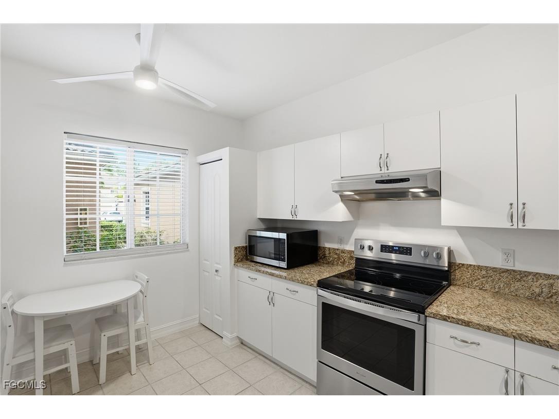 770 Luisa Lane #3 Naples FL 34104 2026002760 image5