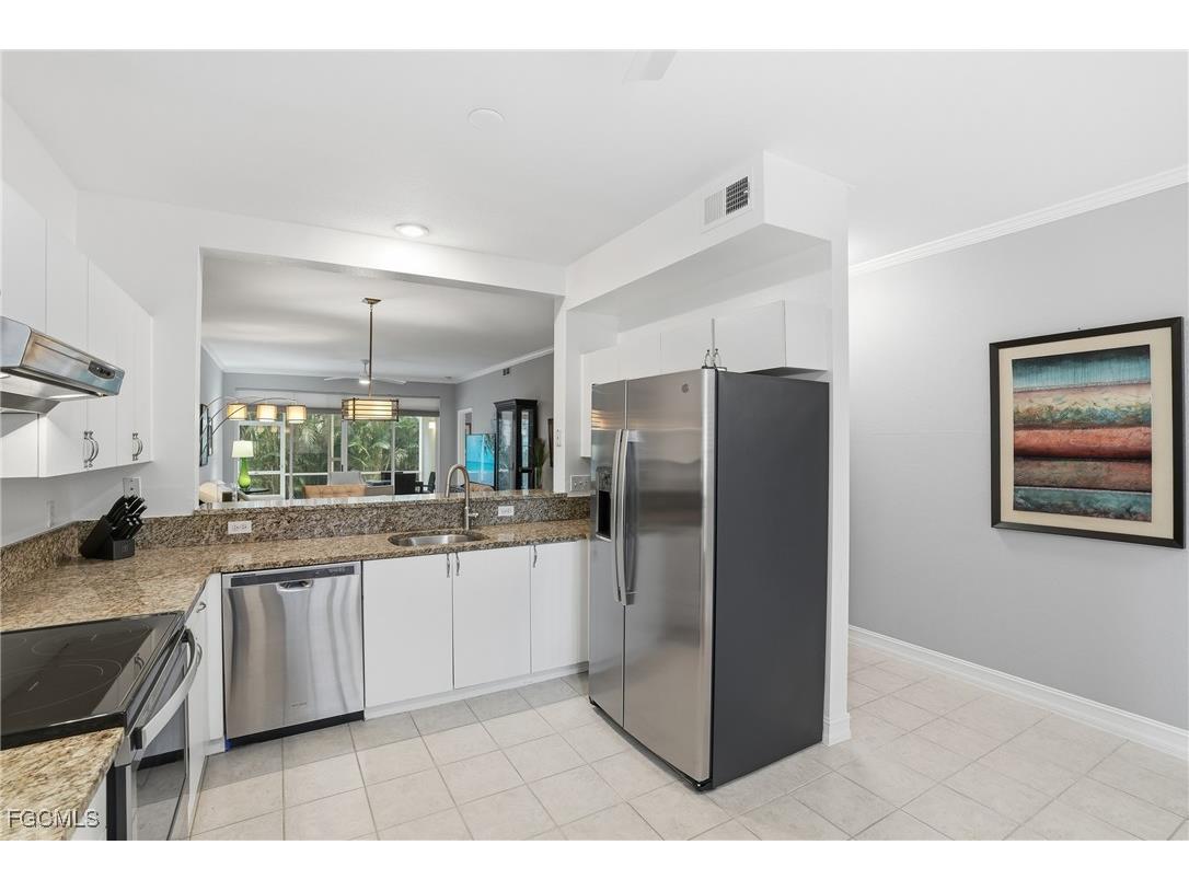 770 Luisa Lane #3 Naples FL 34104 2026002760 image6