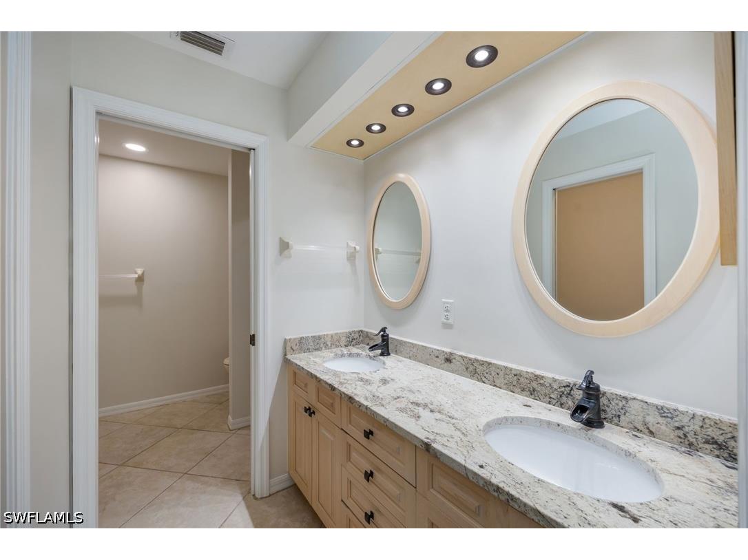 770 Waterford Drive #302 Naples FL 34113 226014413 image16