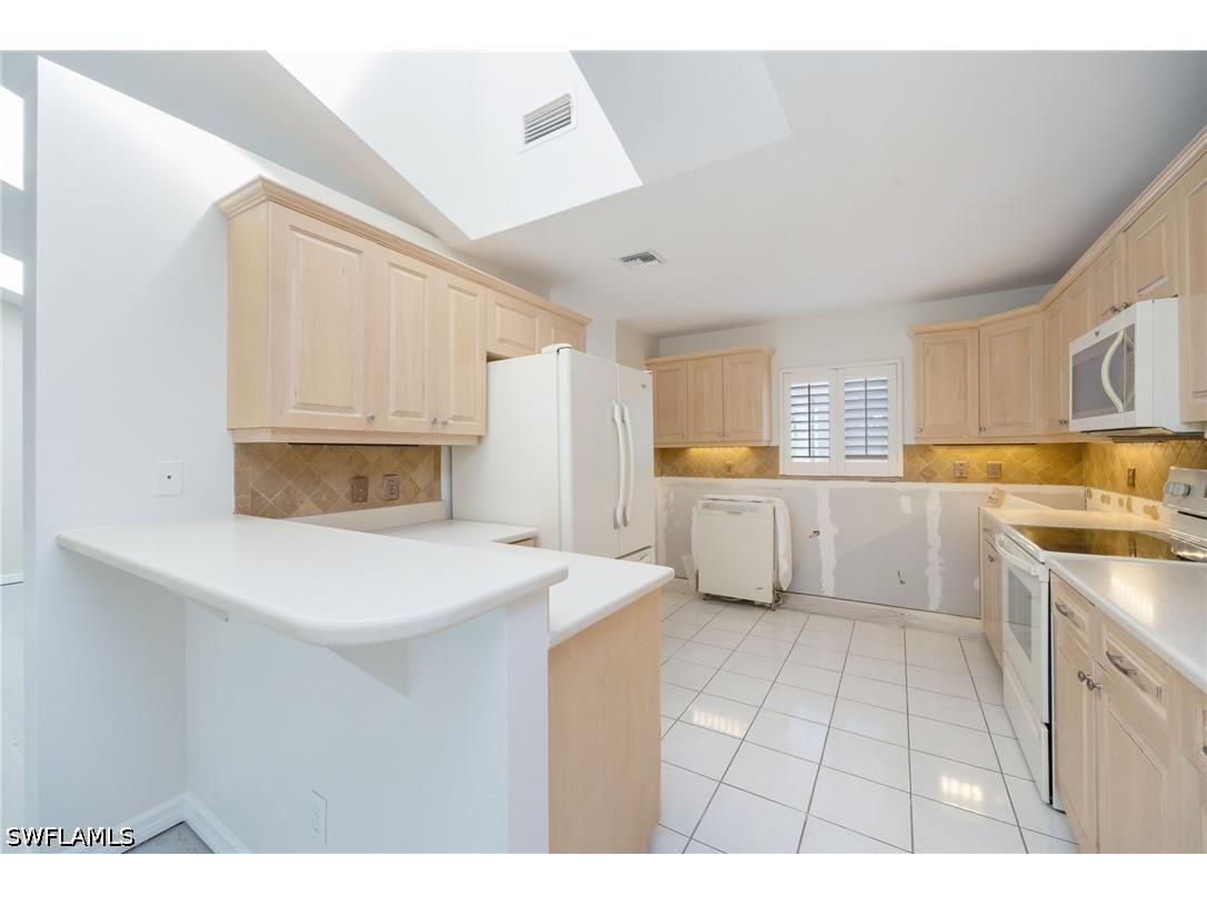 770 Waterford Drive #302 Naples FL 34113 226014413 image6