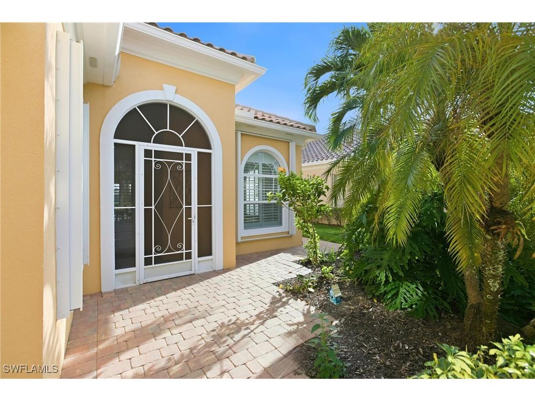 7704 Hernando Court Naples FL 34114 225081853 image2