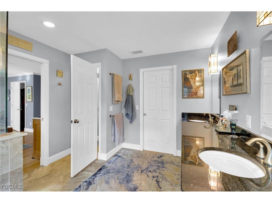 7704 Myrsine Circle #10 Bokeelia FL 33922 2025022580 image17