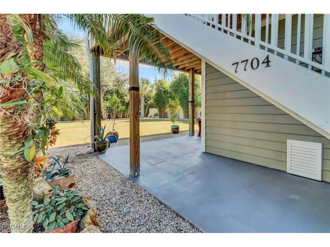 7704 Myrsine Circle #10 Bokeelia FL 33922 2025022580 image2