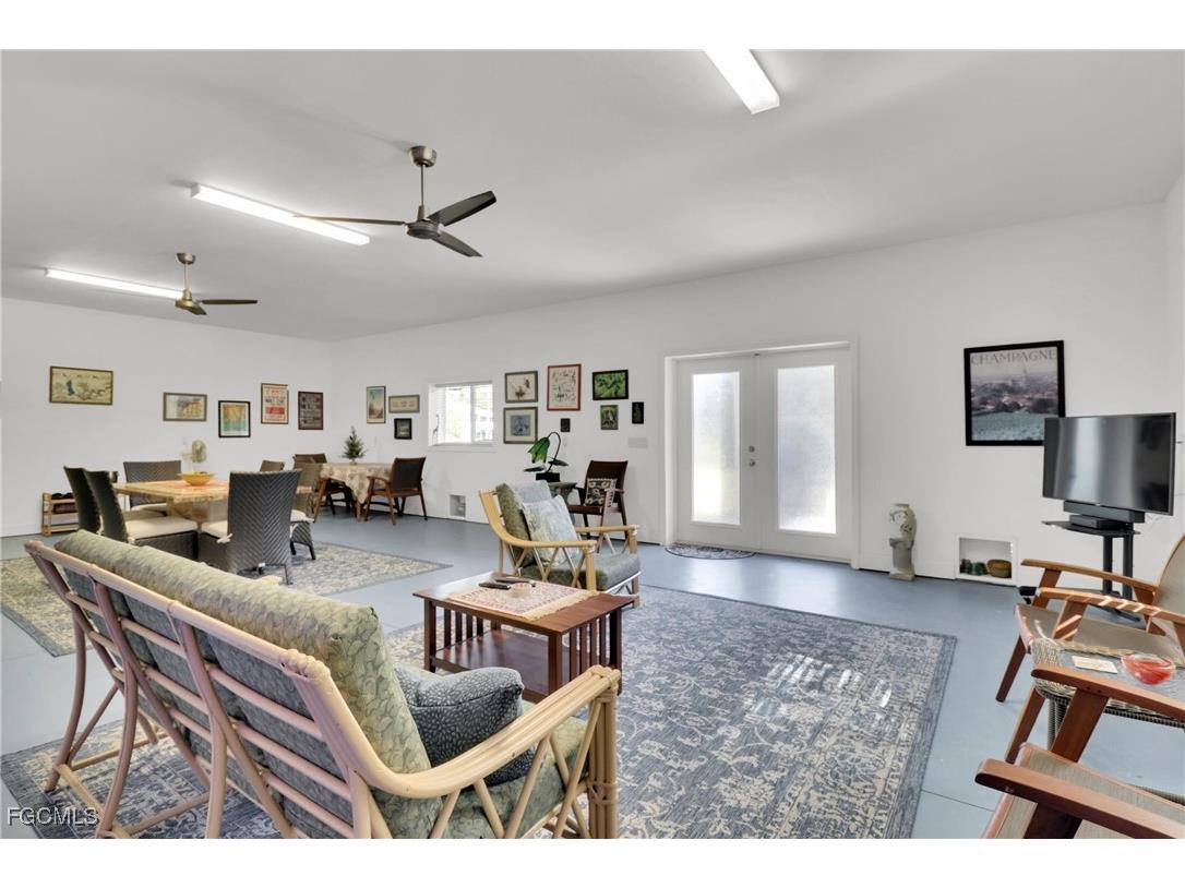 7704 Myrsine Circle #10 Bokeelia FL 33922 2025022580 image39