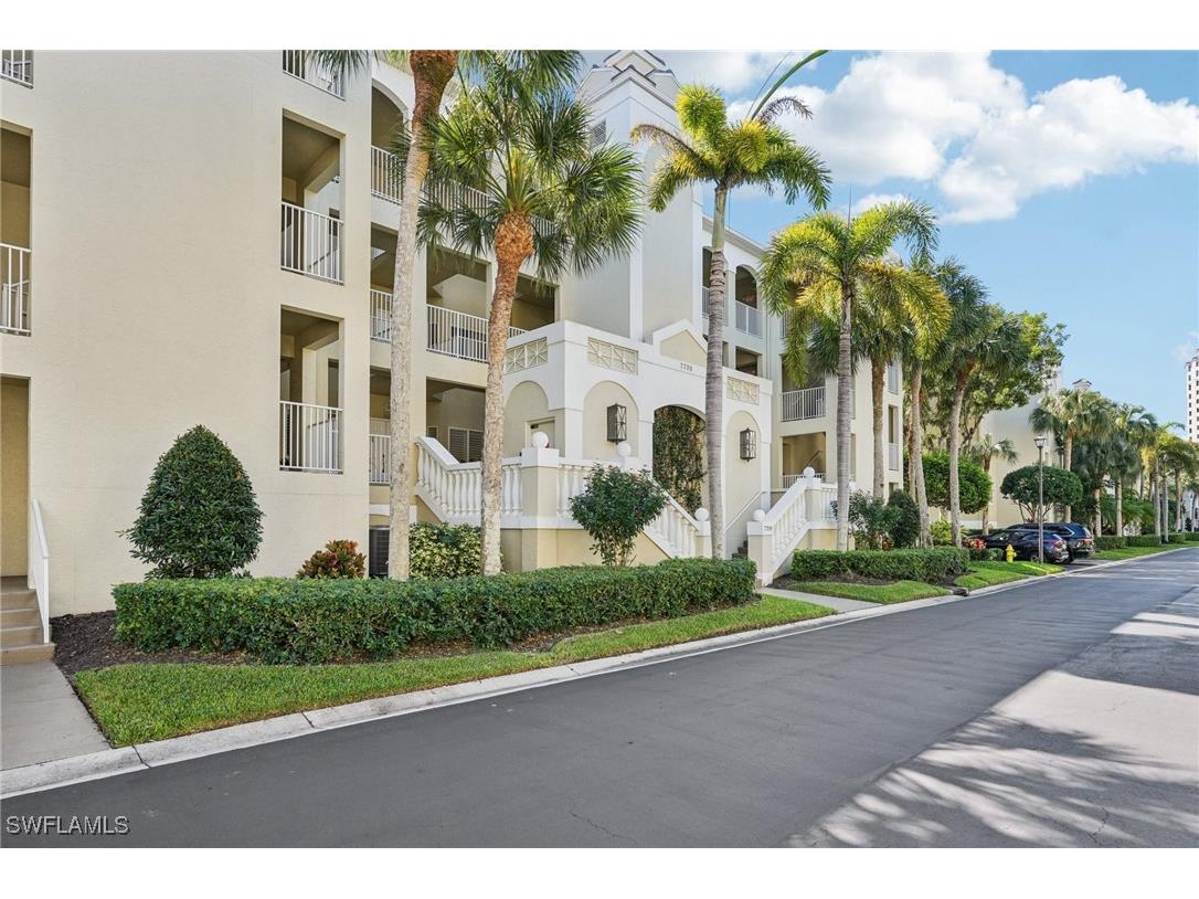 7709 Pebble Creek Circle #202 Naples FL 34108 225080014 image49