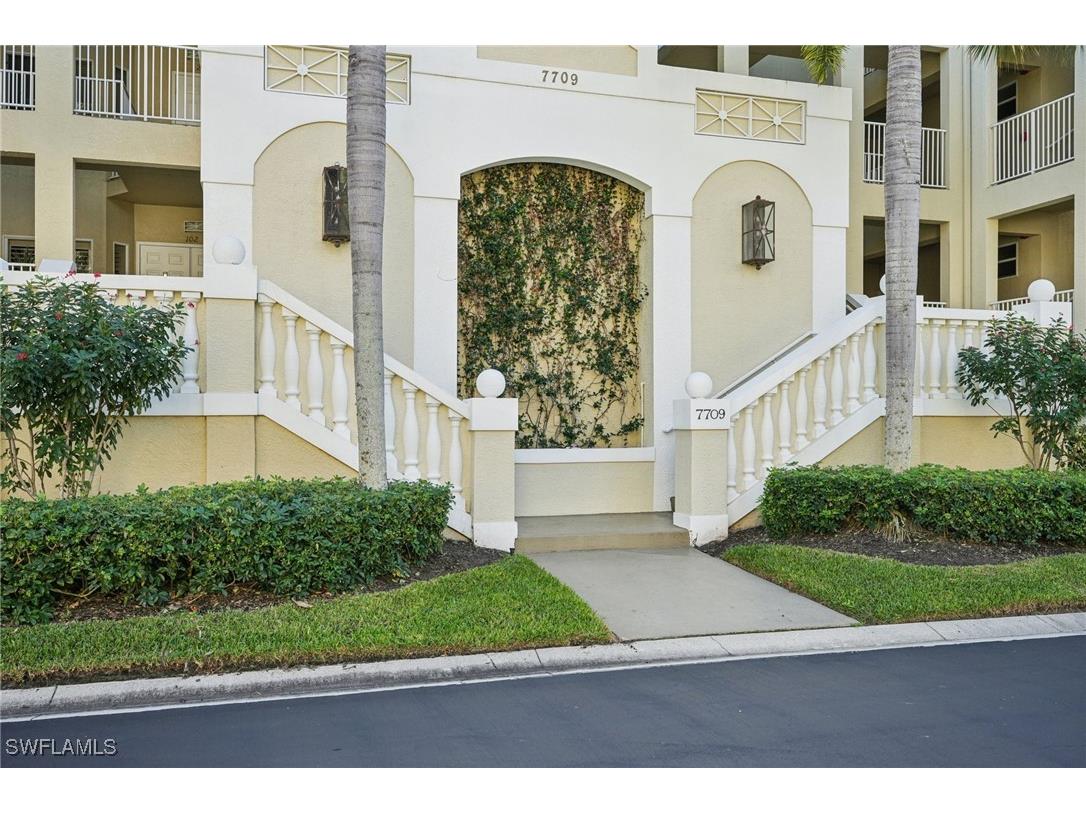 7709 Pebble Creek Circle #202 Naples FL 34108 225080014 image50