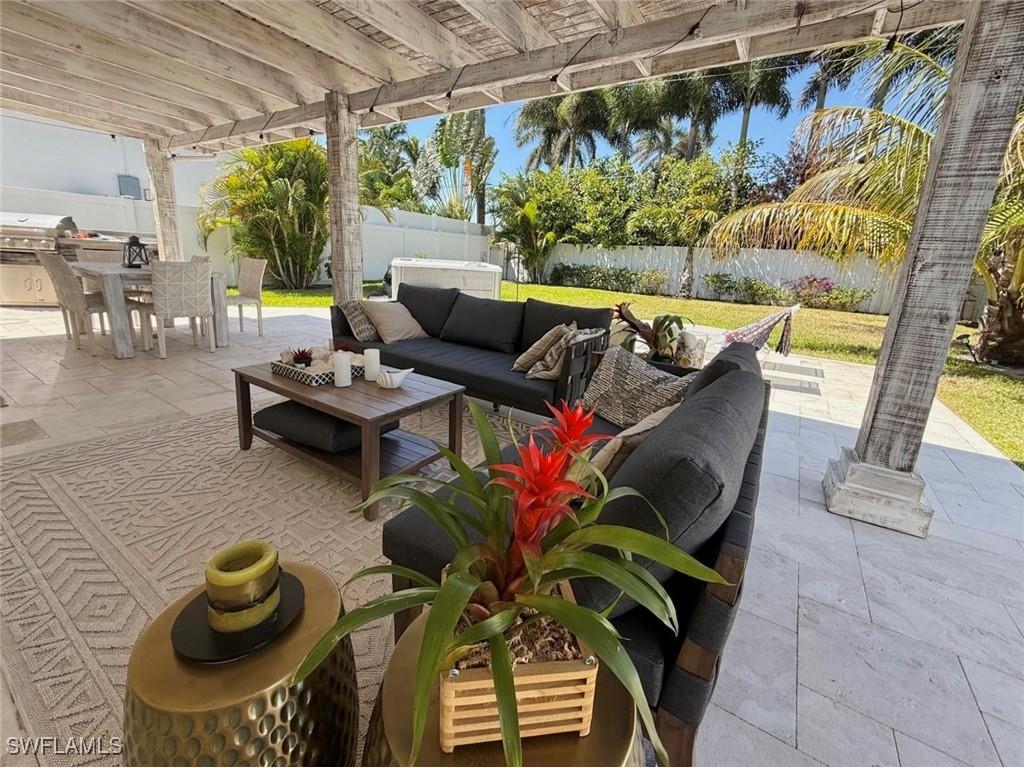 771 94th Avenue N Naples FL 34108 226000751 image1