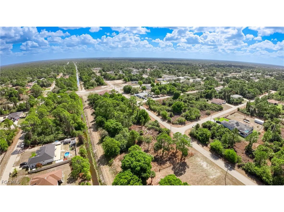 771 Cadis Street E Lehigh Acres FL 33974 2026011010 image6