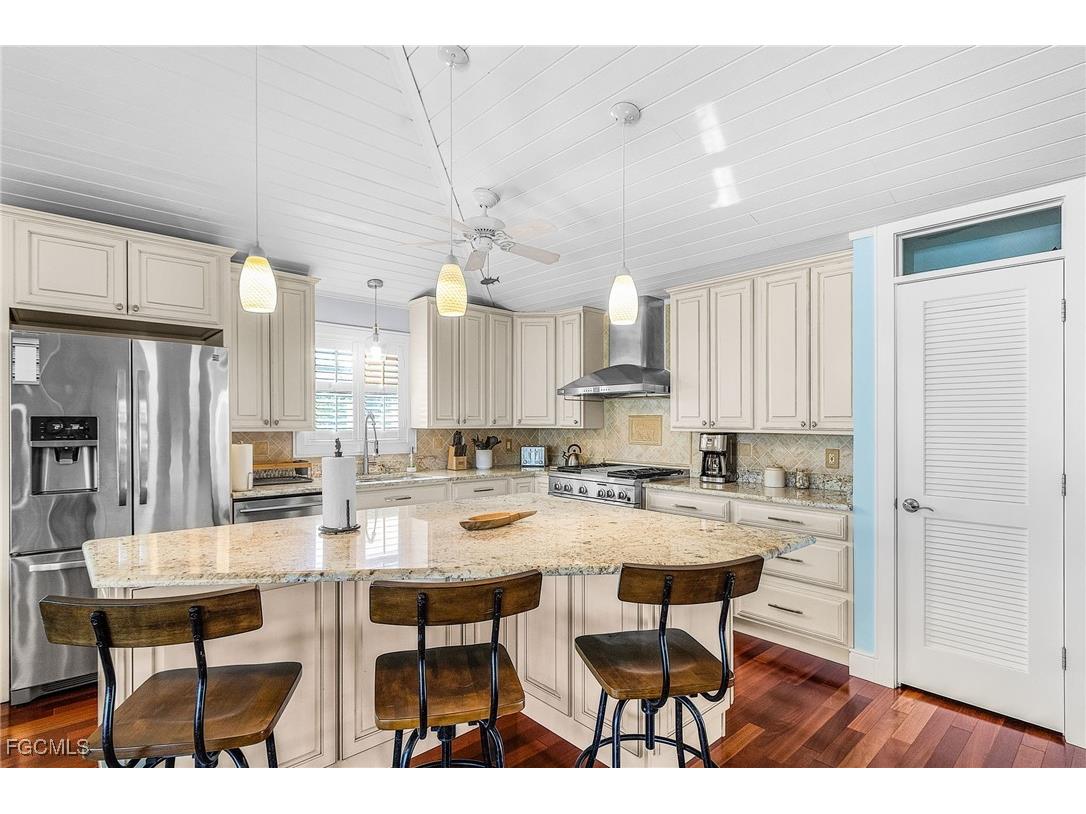 7711 Bocilla Lane Bokeelia FL 33922 2025002275 image18