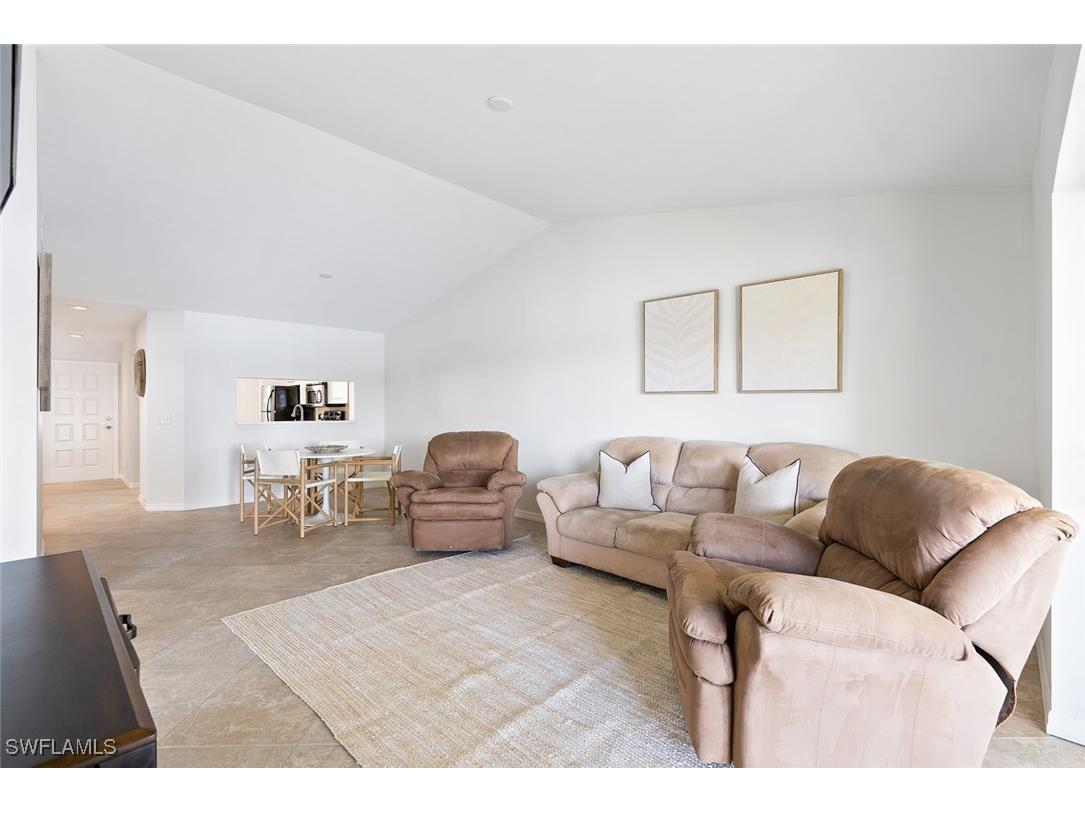 7712 Jewel Lane #204 Naples FL 34109 225063964 image5