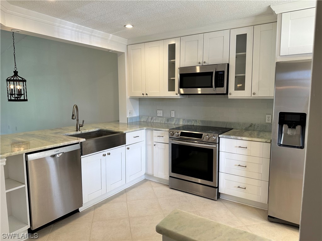 7713 Jewel Lane #203 Naples FL 34109 223037429 image1