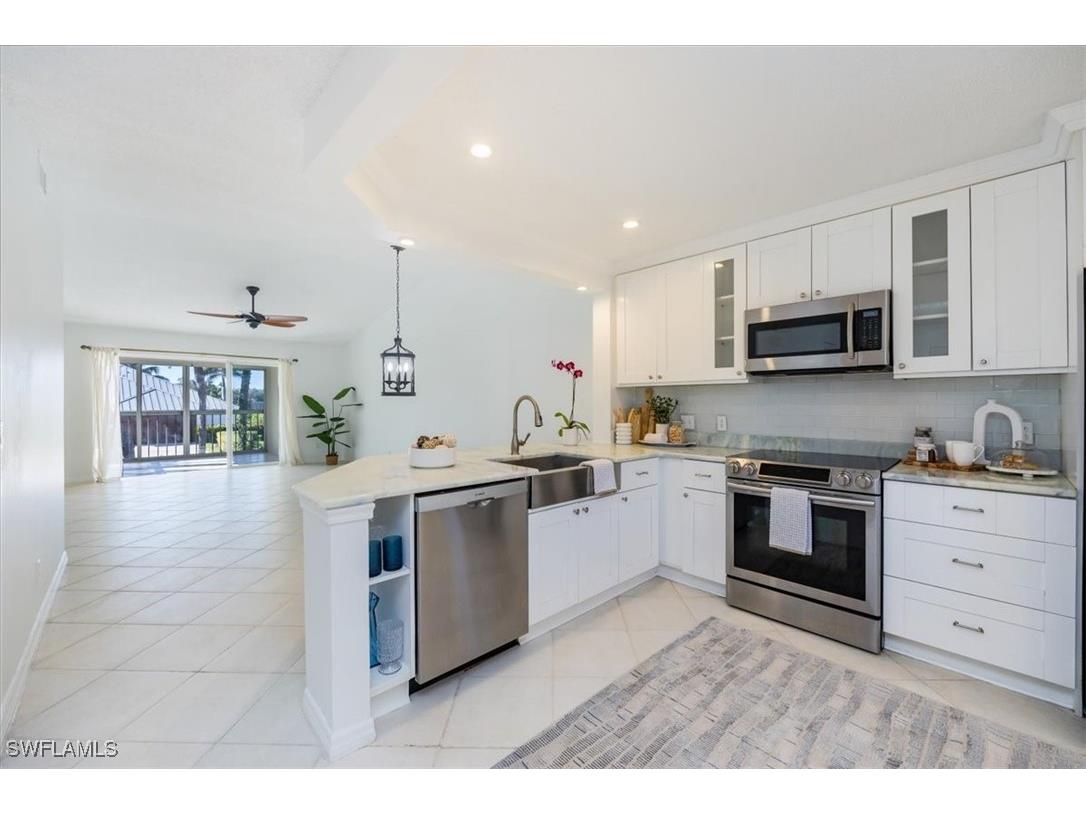 7713 Jewel Lane #203 Naples FL 34109 224098767 image1