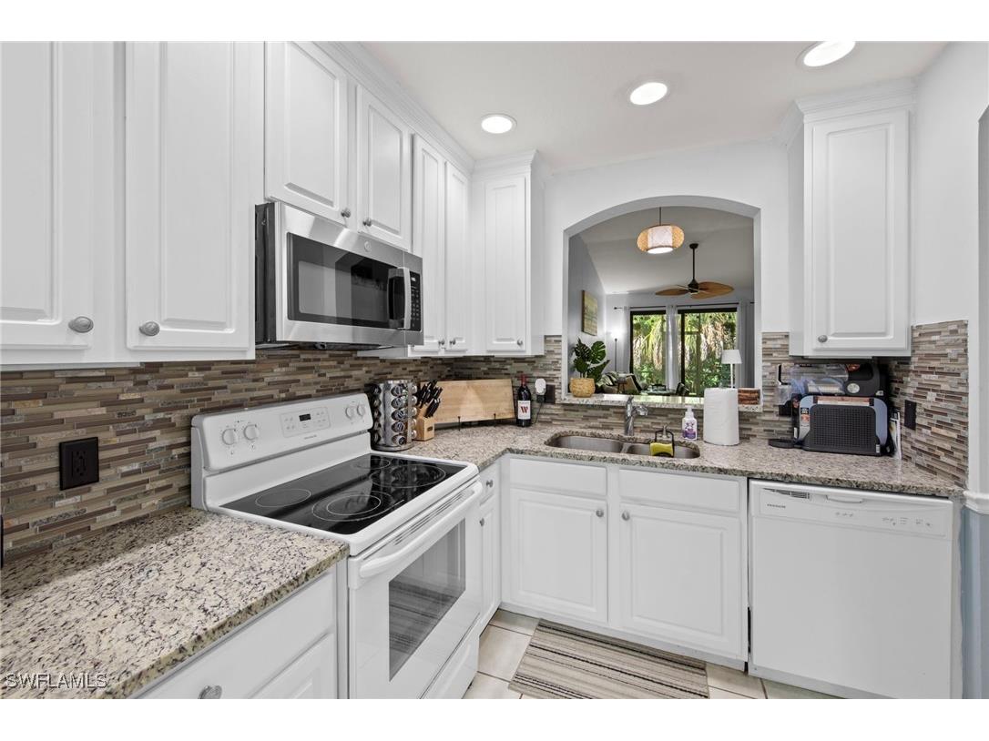 7715 Woodbrook Circle #3402 Naples FL 34104 225073779 image8