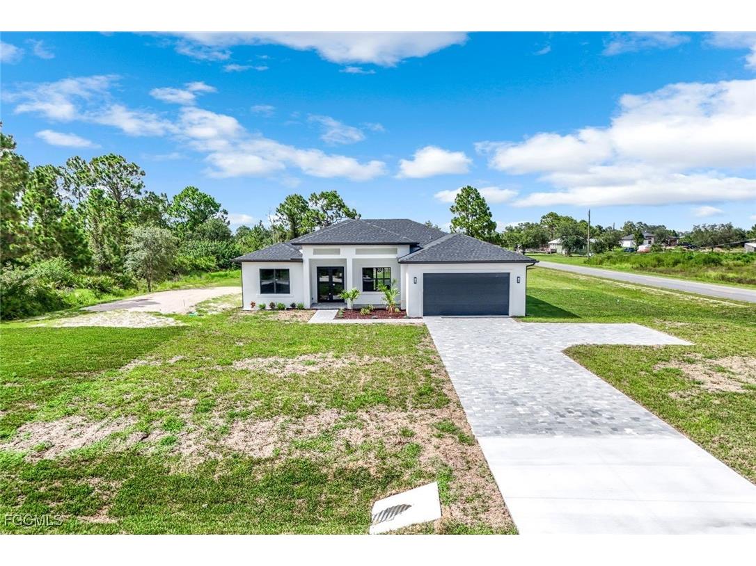 7716 14th Terrace Labelle FL 33935 2025010558 image3