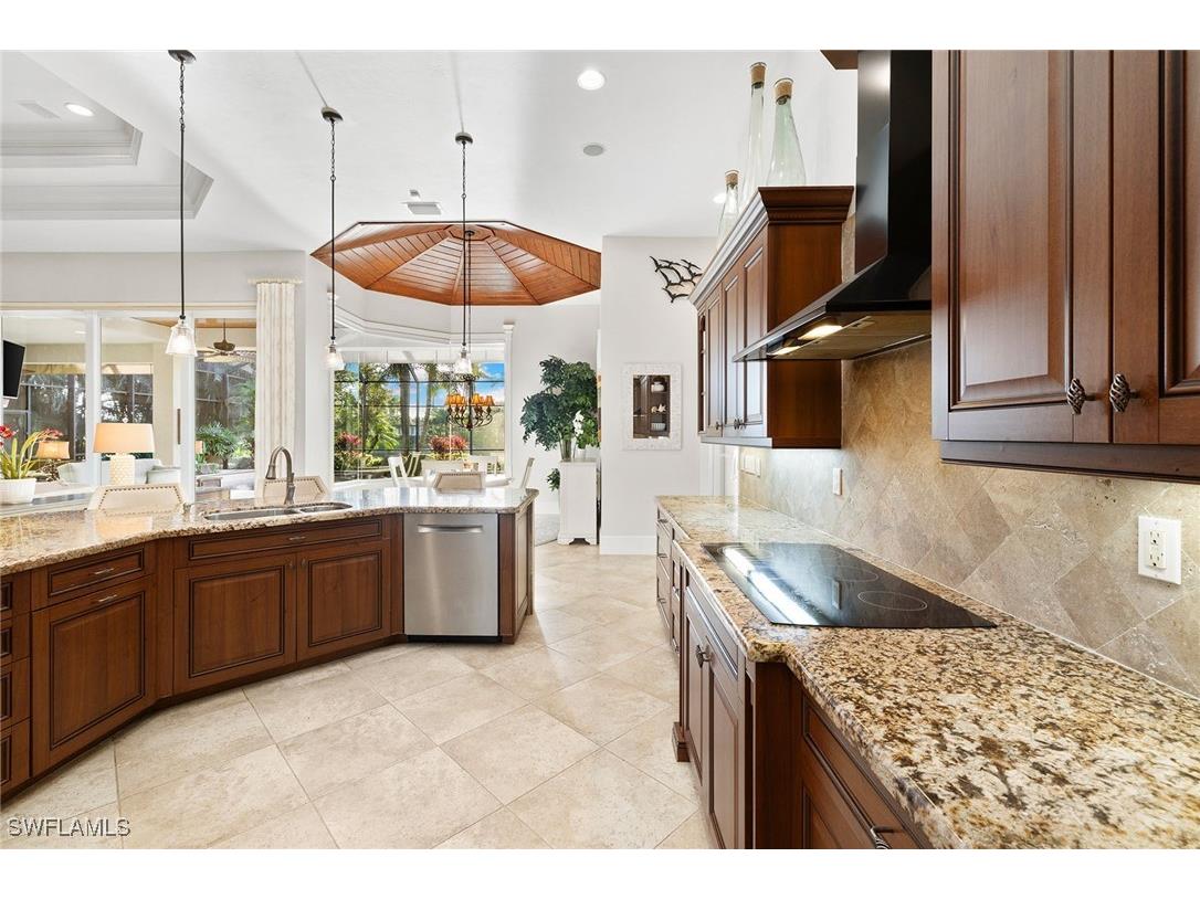 7717 Trent Court Naples FL 34113 225081390 image15