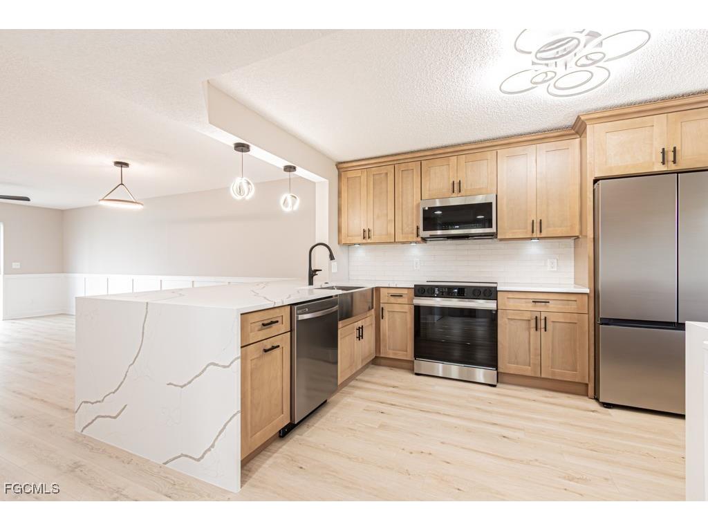 7718 Jewel Lane #101 Naples FL 34109 2025014948 image10