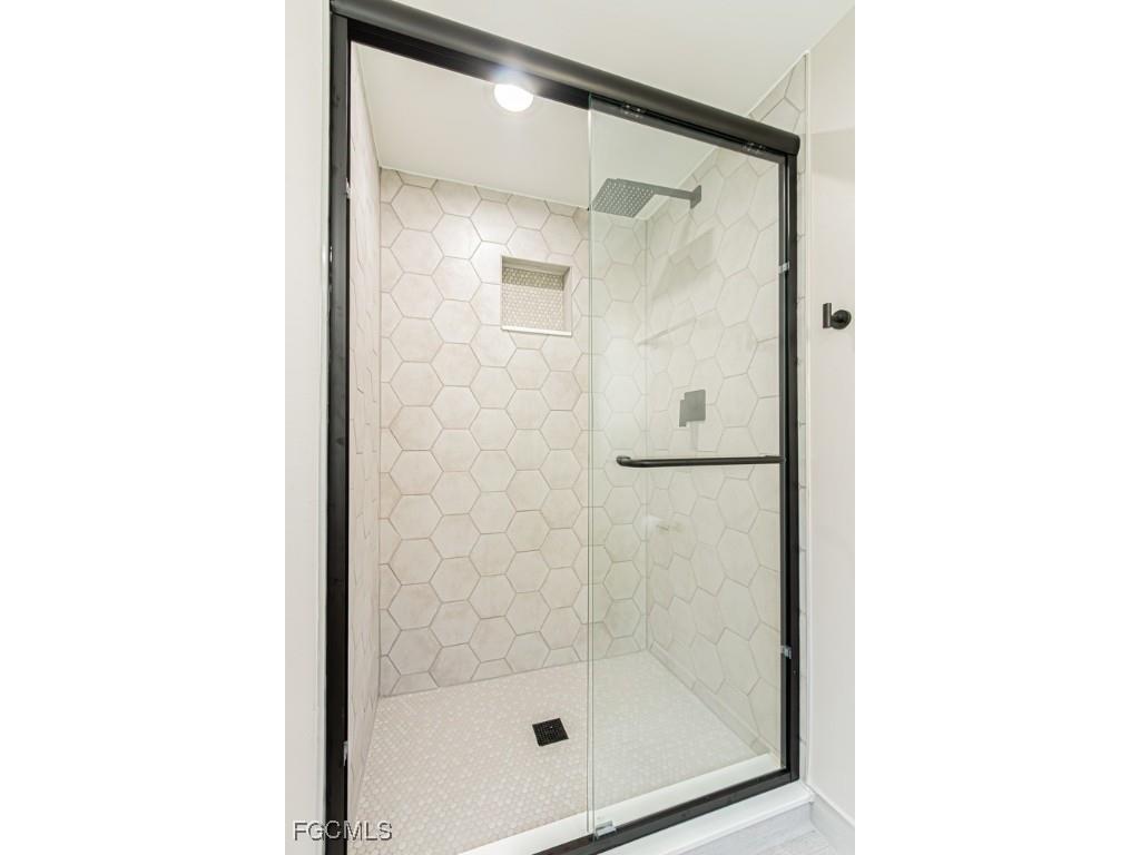 7718 Jewel Lane #101 Naples FL 34109 2025014948 image24