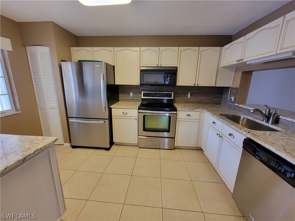 7719 Jewel Lane #204 Naples FL 34109 226007967 image5