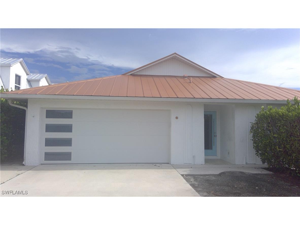 772 100th Avenue N Naples FL 34108 225066350 image1