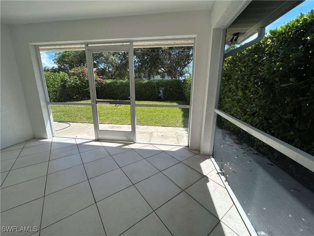 772 100th Avenue N Naples FL 34108 225066350 image9