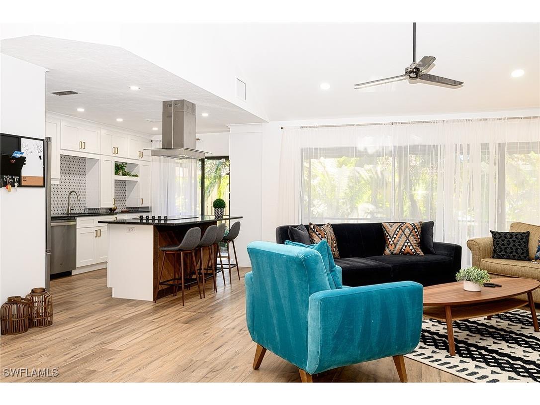 772 Reef Point Circle #55 Naples FL 34108 225075764 image11